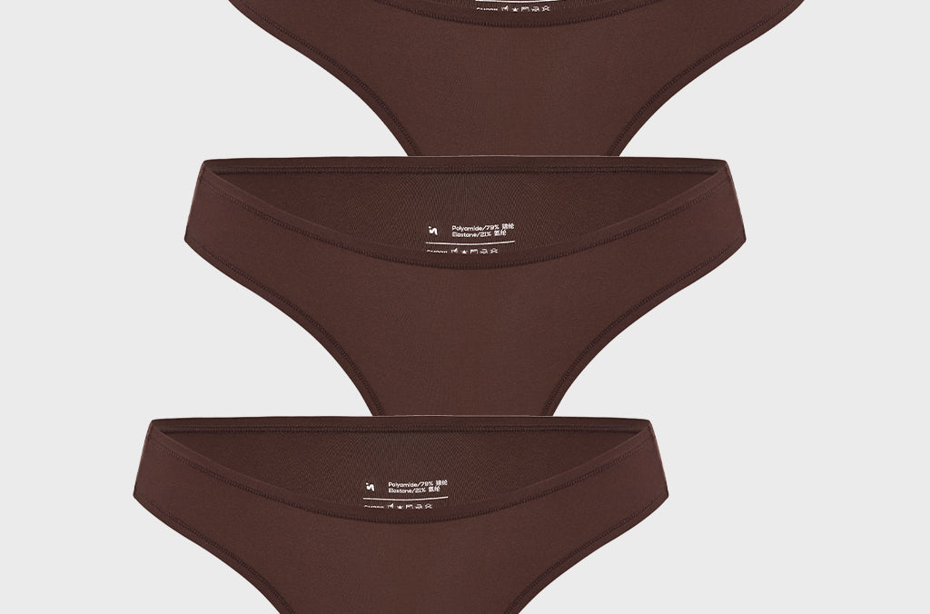 Women's V-shaped Low Rise Thongs 3 Pack Black 3pack